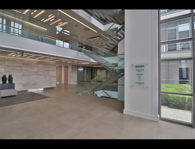 874M² OFFICE TO LET IN WATERFALL